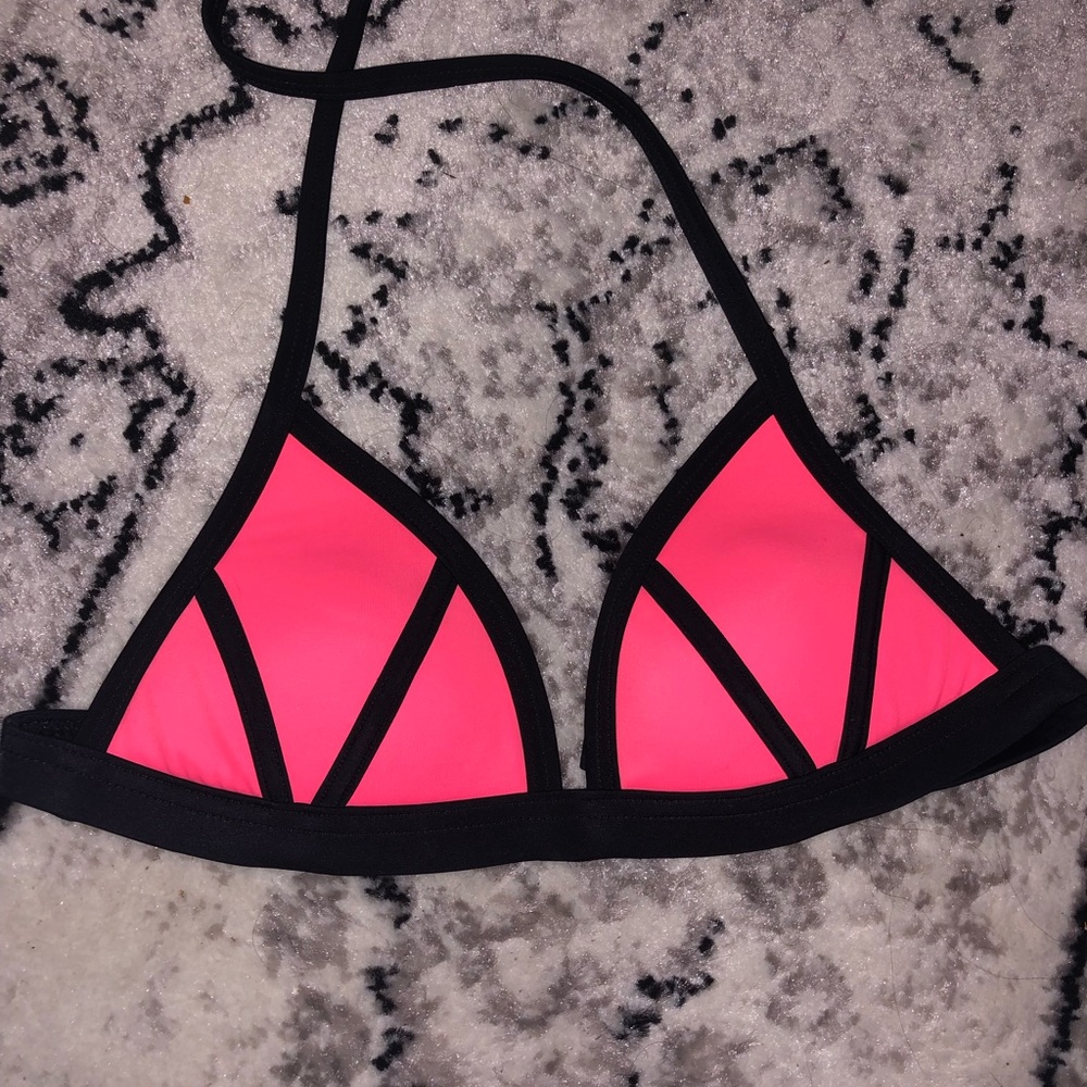 VS PINK BIKINI TOP